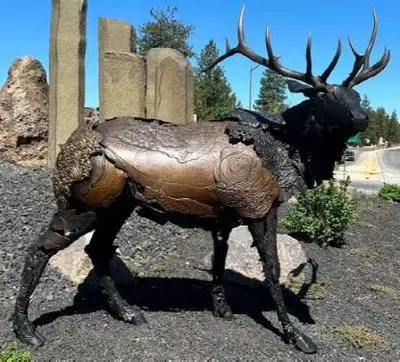 Barclay Roundabout Elk