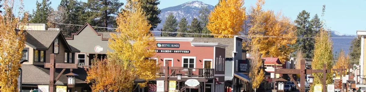 Downtown Sisters in the Fall